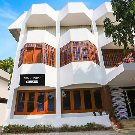 Super Townhouse Pichola Formerly Vinayak Udaipur Exterior photo