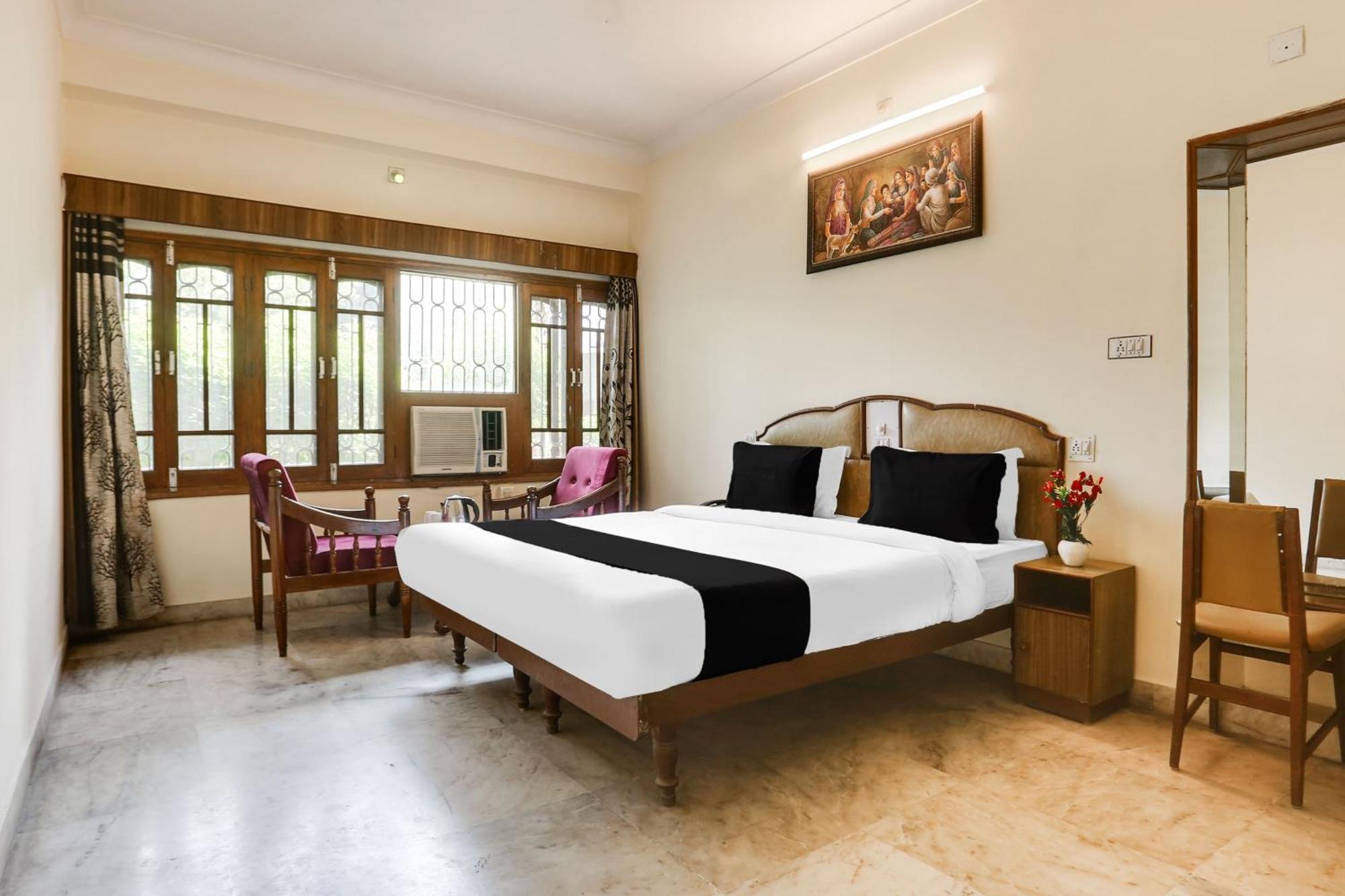 Super Townhouse Pichola Formerly Vinayak Udaipur Exterior photo